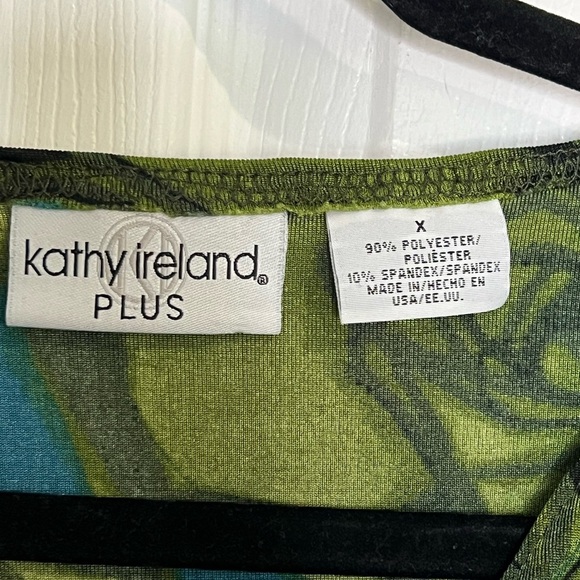 Kathy Ireland Women’s Blouse - V-Neck Blue/Green Floral Print - Sz -X (12-14) - Picture 3 of 4